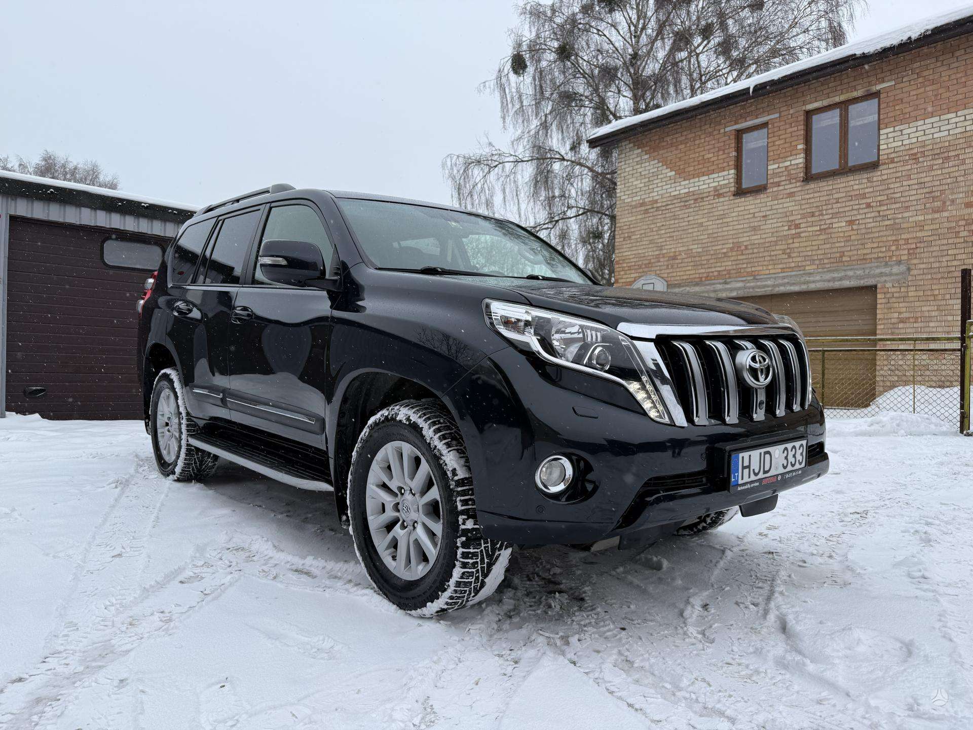 2014 Toyota Land Cruiser - used vehicle for export — photo 2 of 4